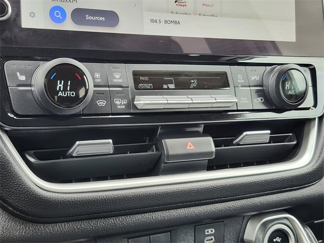 Used 2024 Toyota Grand Highlander XLE image 22