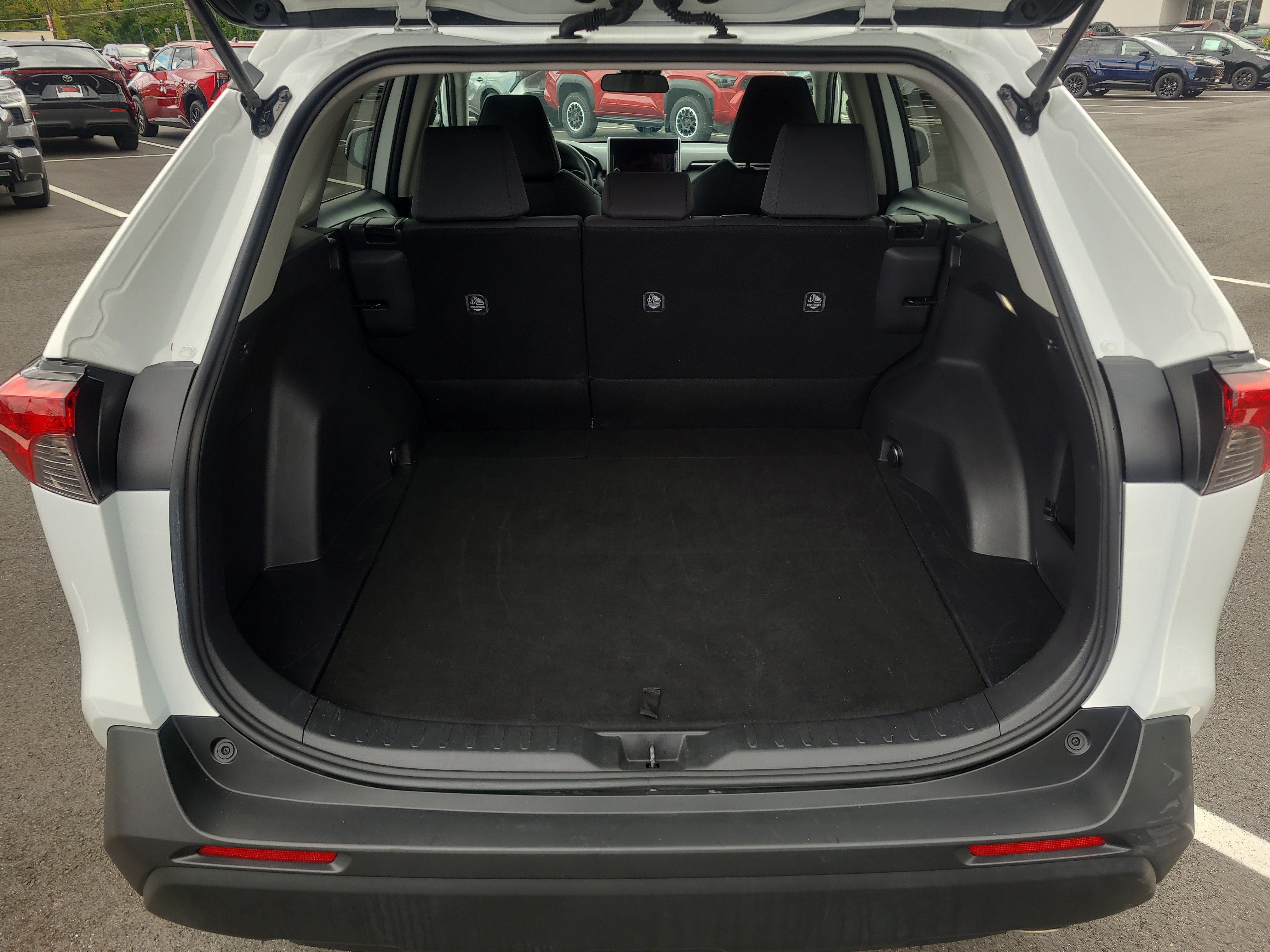 Certified 2025 Toyota RAV4 XLE AWD/4WD image 29