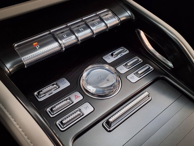 Certified 2026 Lincoln Nautilus Reserve AWD/4WD image 12