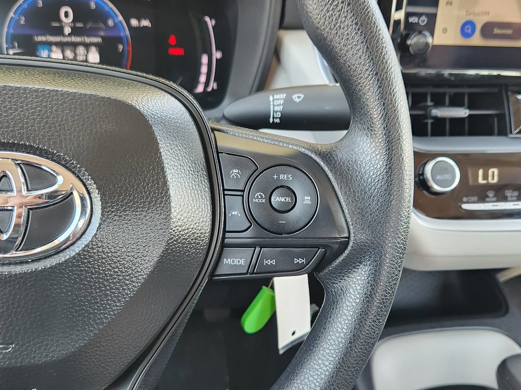 Used 2026 Toyota Corolla LE FWD image 18