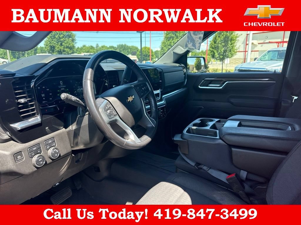 Used 2022 Chevrolet Silverado 1500 LT AWD/4WD image 18