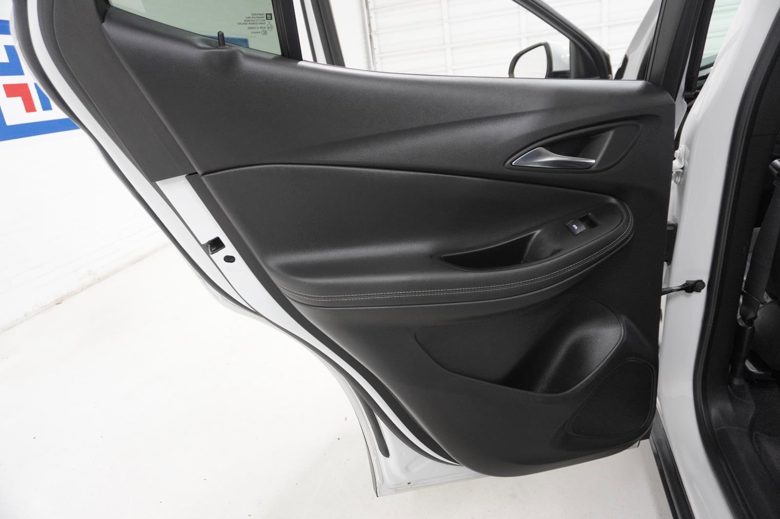 Used 2023 Buick Encore GX Preferred w/ Cold Weather Comfort Package image 31