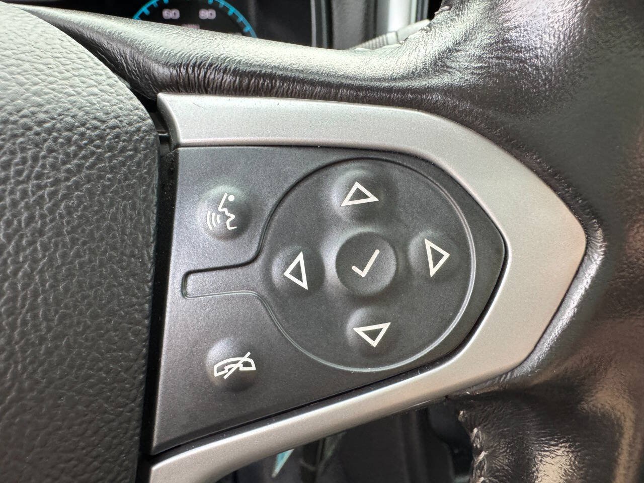 Used 2019 Chevrolet Colorado LT AWD/4WD image 30