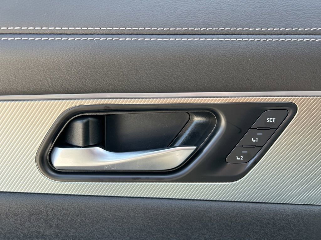 New 2025 Nissan Murano SL image 13