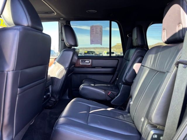 Used 2015 Lincoln Navigator 4WD image 16