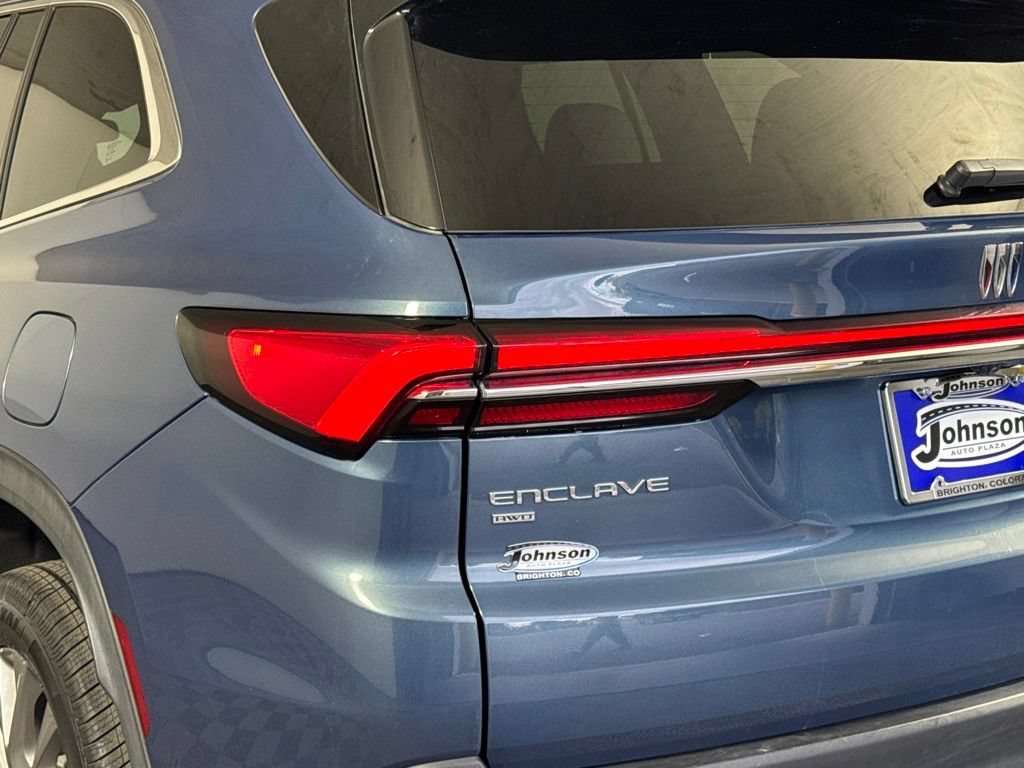 Certified 2025 Buick Enclave Preferred AWD/4WD image 13