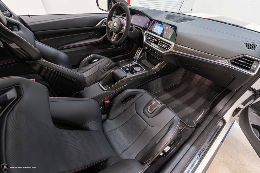 Used 2023 BMW M4 CSL image 2