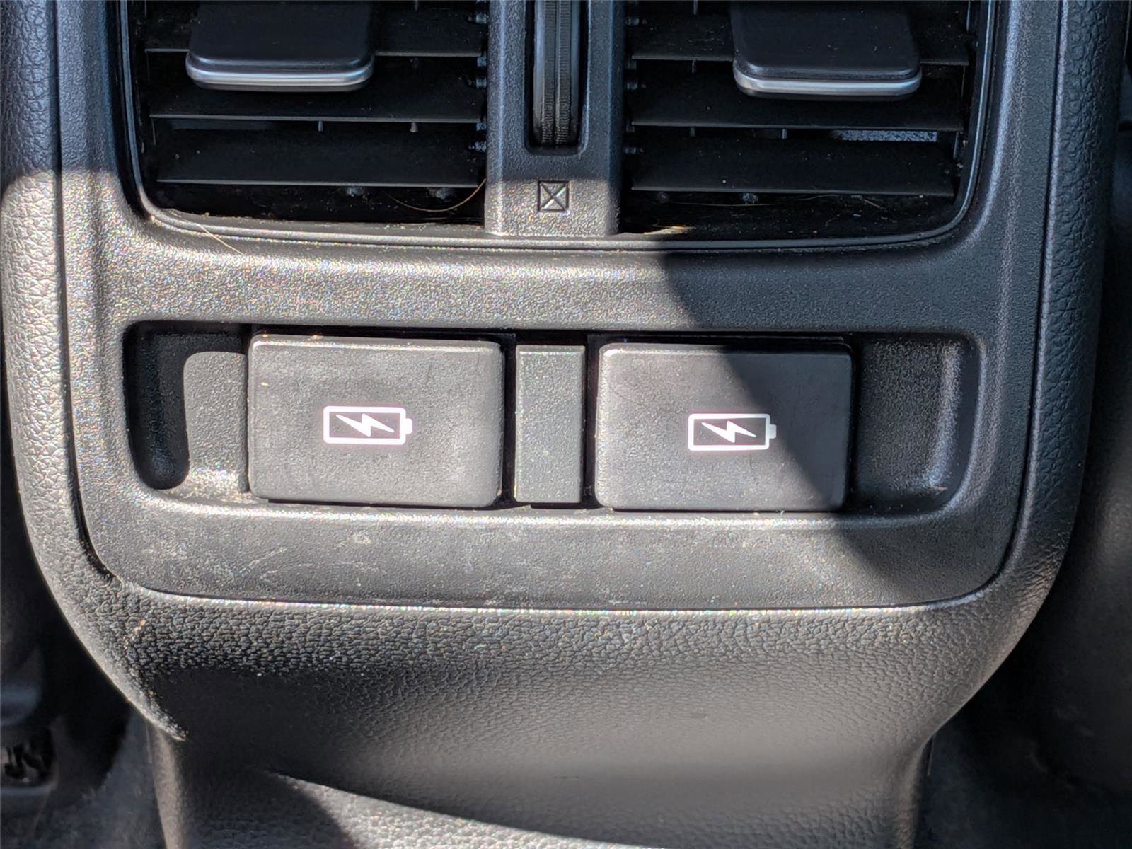 Used 2022 Honda Accord EX-L image 32