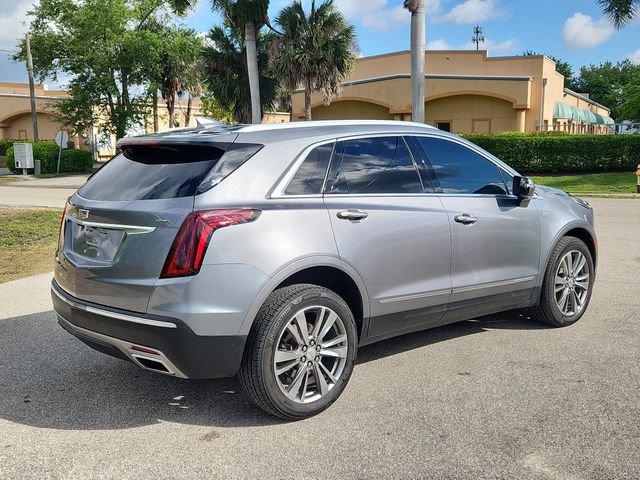 Certified 2021 Cadillac XT5 Premium Luxury FWD image 4