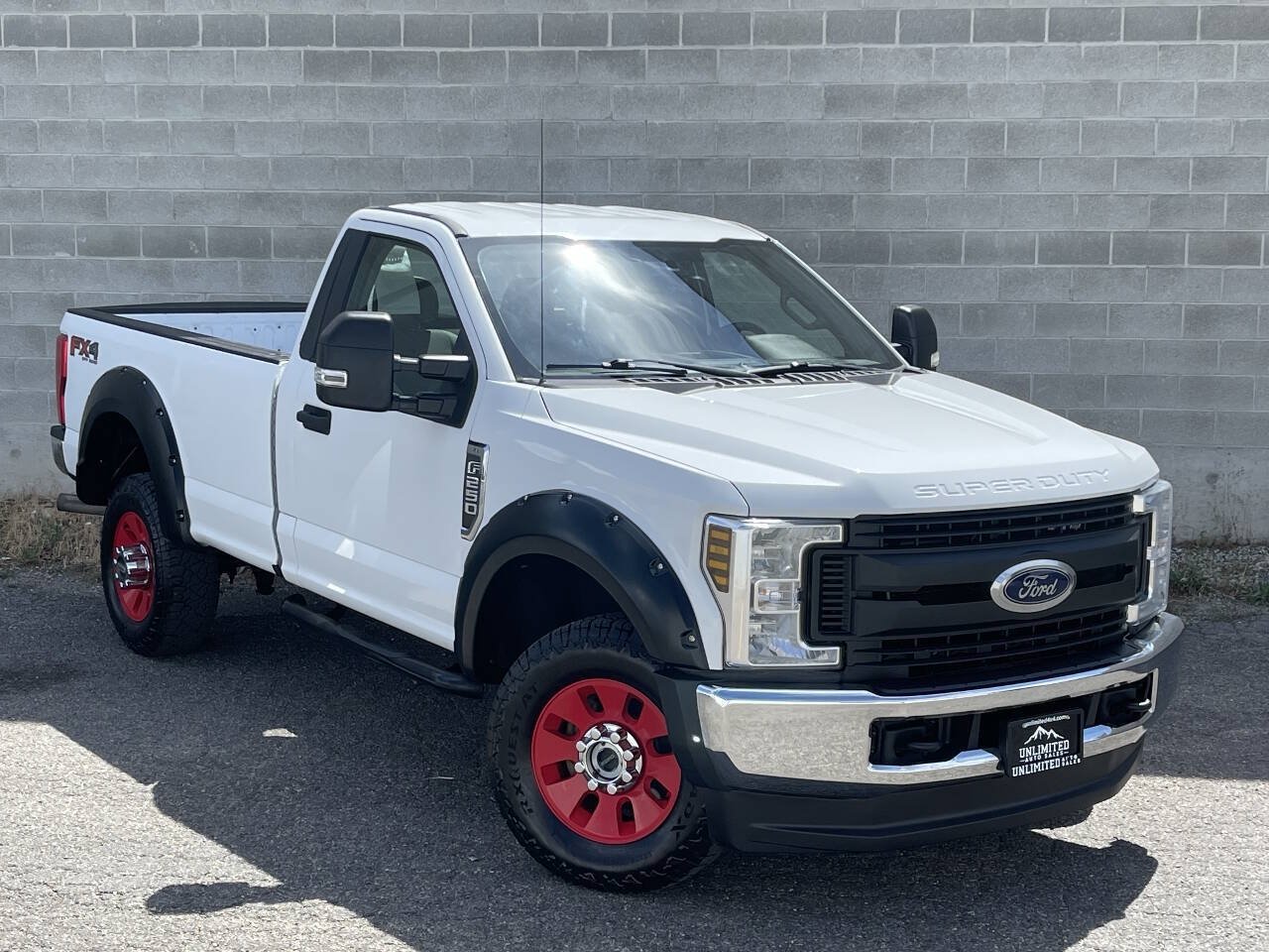 Used 2019 Ford F250 XL w/ Power Equipment Group AWD/4WD image 2