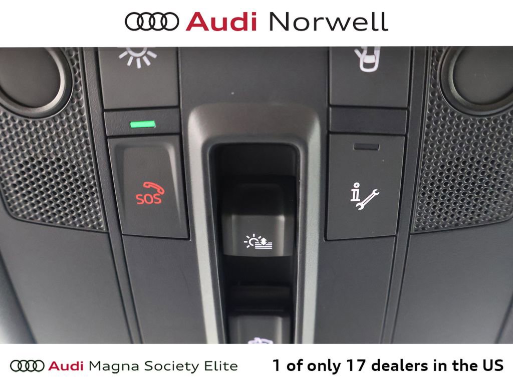 Used 2025 Audi Q3 2.0T Premium w/ Convenience Package image 9