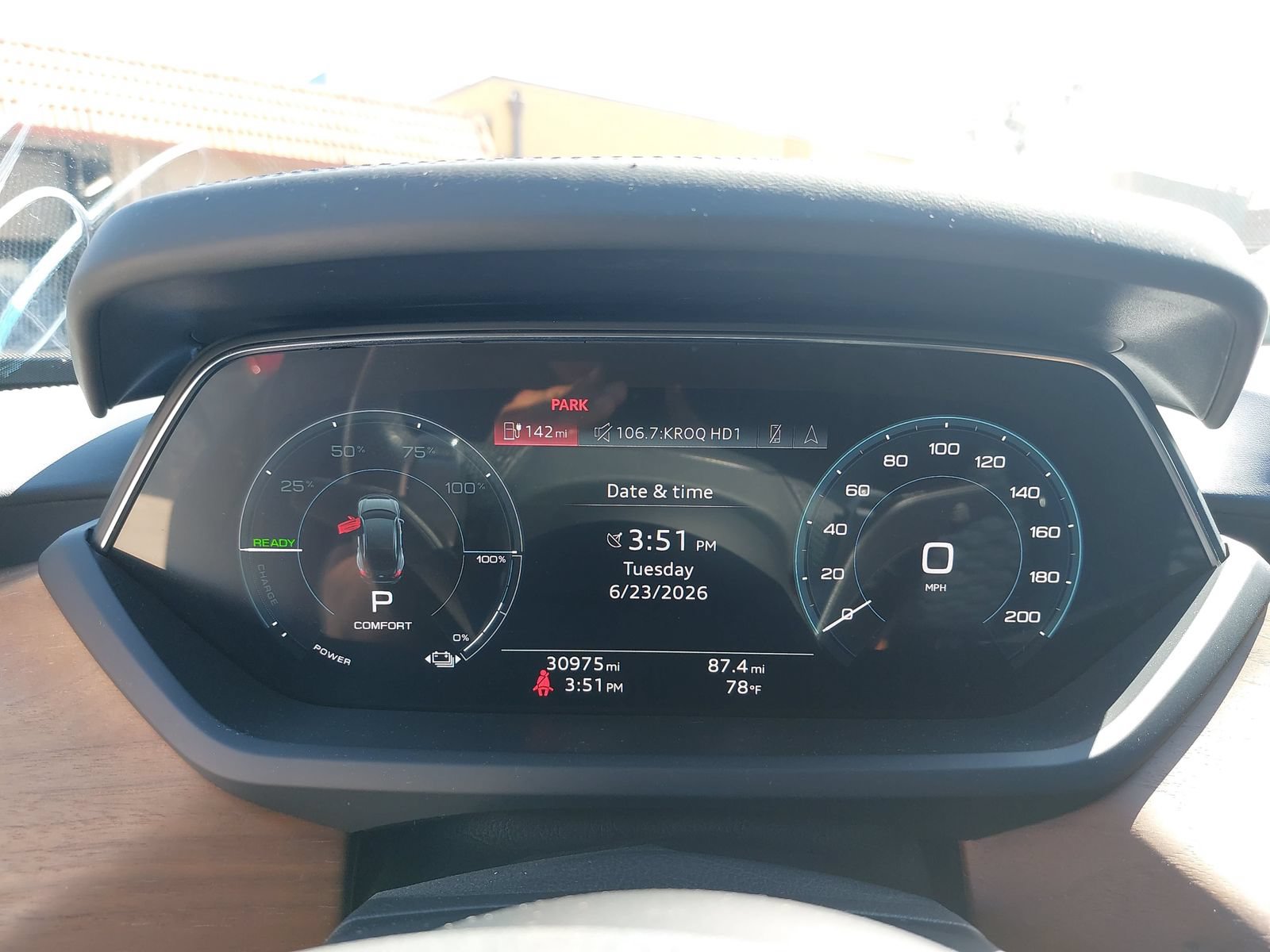 Used 2023 Audi e-tron GT Premium Plus AWD/4WD image 9