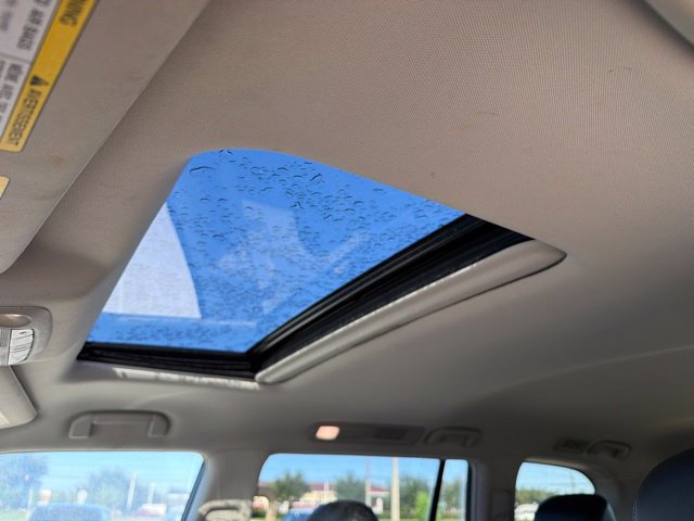 Used 2024 Nissan Armada SL w/ Captain's Chairs Package RWD image 26