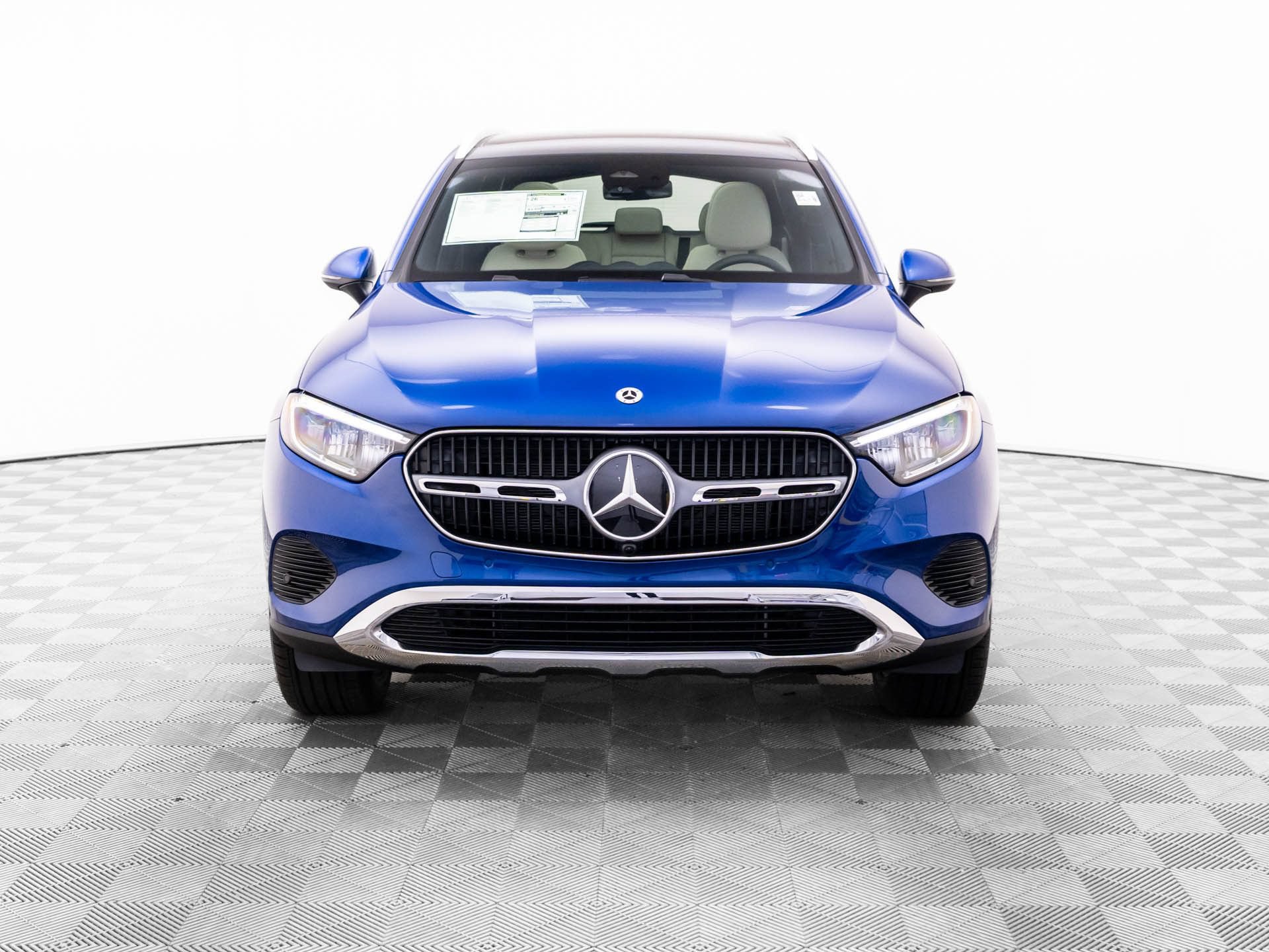 New 2026 Mercedes-Benz GLC 300 4MATIC image 9