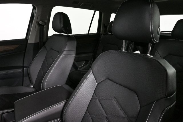 New 2026 Volkswagen Atlas SE image 5