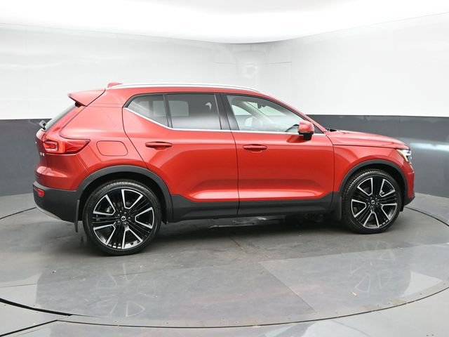 Used 2023 Volvo XC40 B5 Ultimate w/ Climate Package AWD/4WD image 9