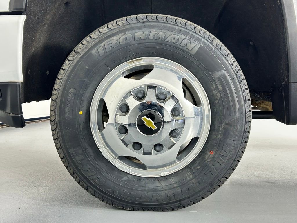 Used 2023 Chevrolet Silverado 3500 High Country image 36