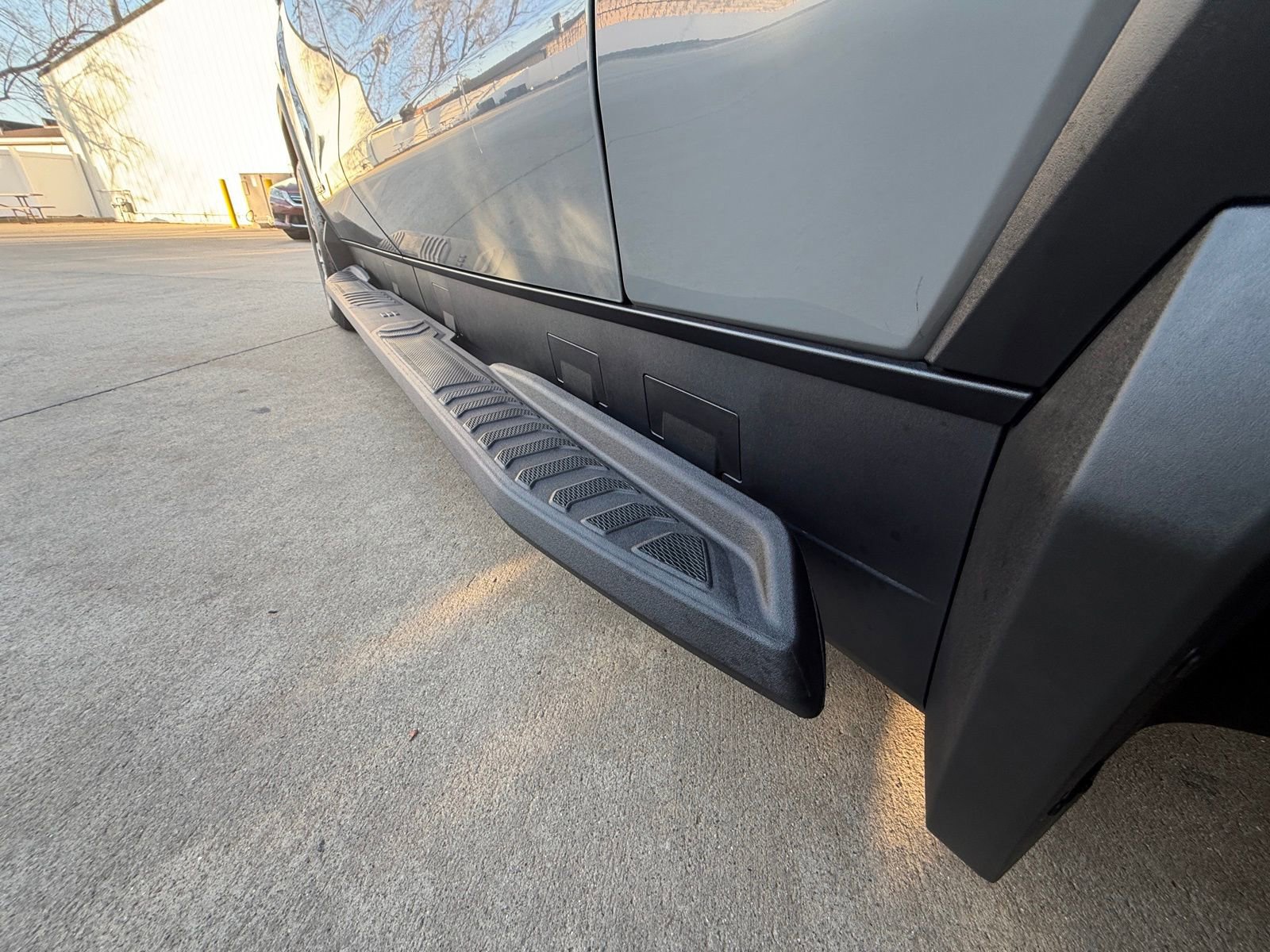 Used 2026 GMC Sierra EV Elevation image 40