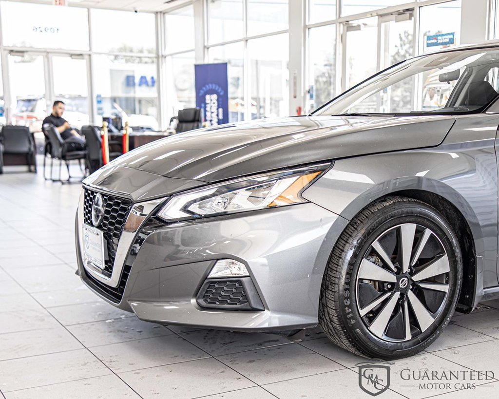 Used 2022 Nissan Altima 2.5 SV FWD image 5