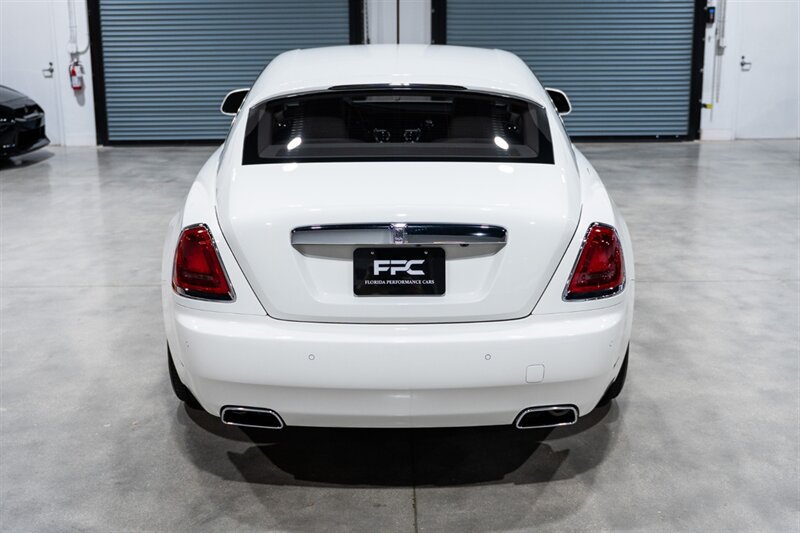 Used 2016 Rolls-Royce Wraith RWD image 5
