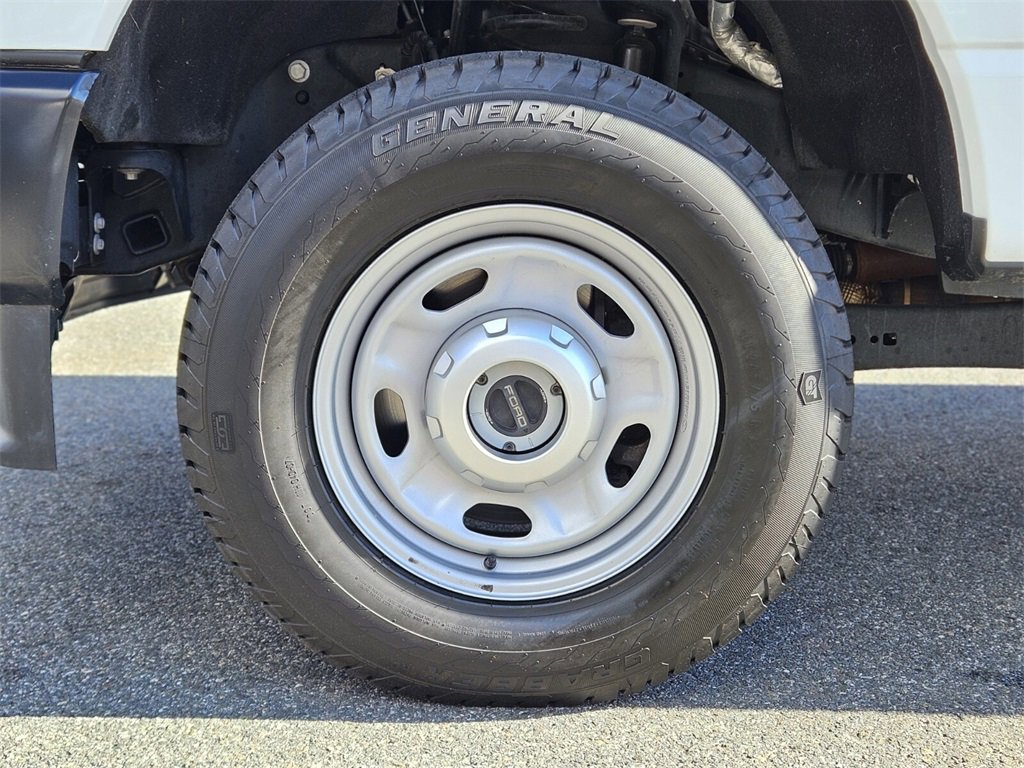 Used 2024 Ford F350 XL w/ Snow Plow Prep Package image 30