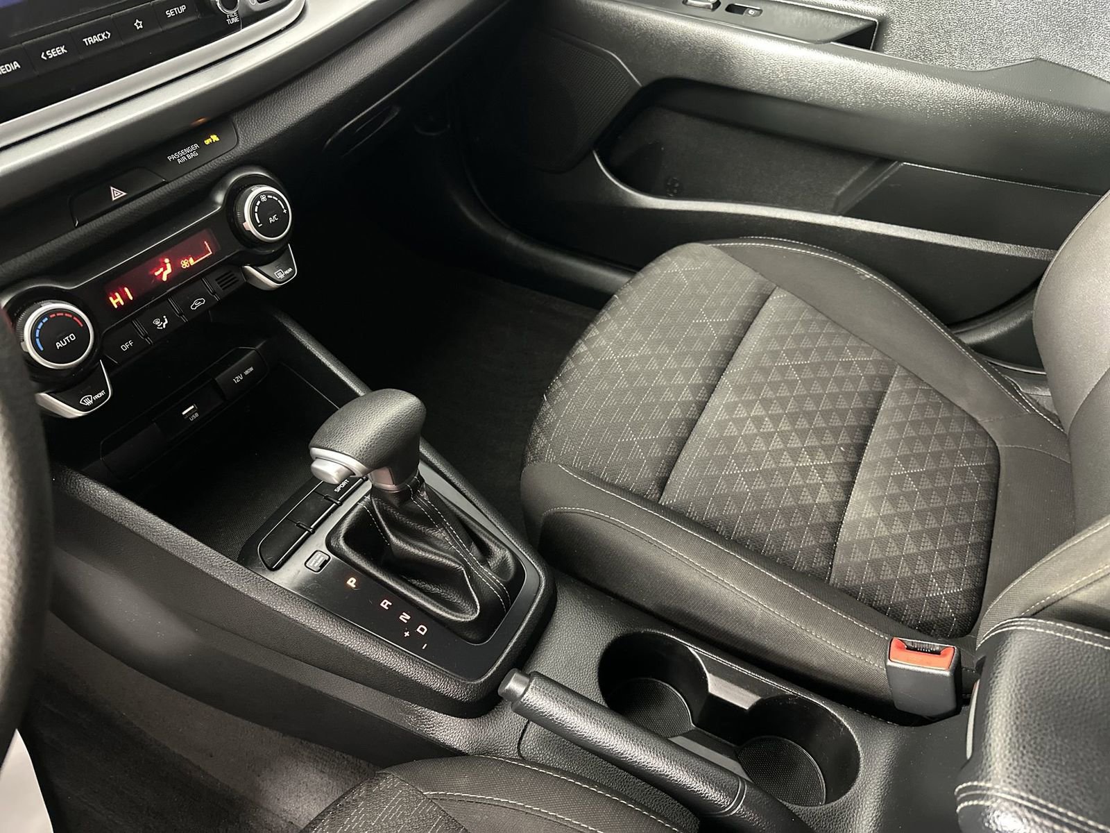 Used 2022 Kia Rio S w/ Option Group 015 image 25