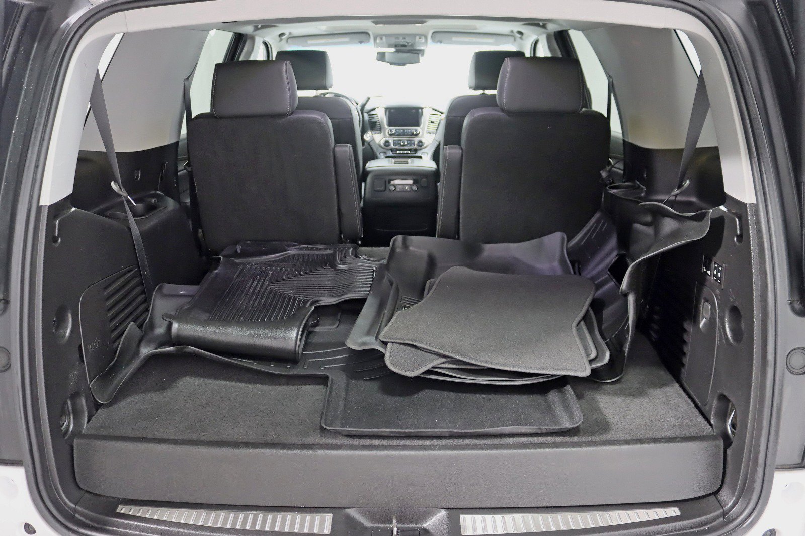 Used 2019 GMC Yukon Denali image 38