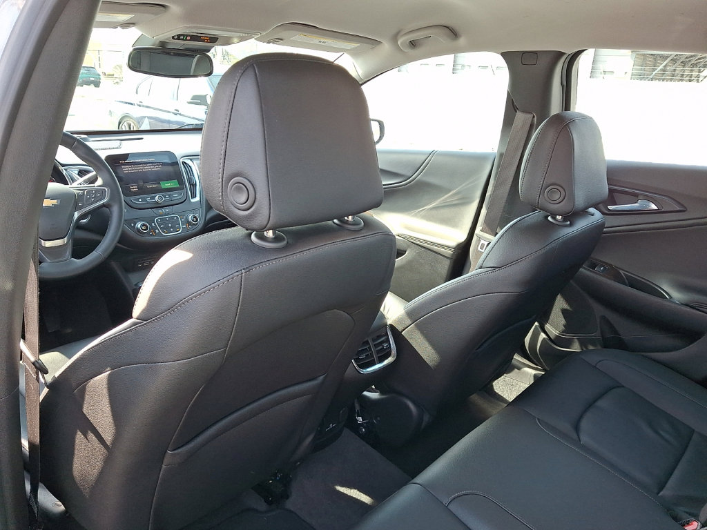 Used 2024 Chevrolet Malibu LT FWD image 21