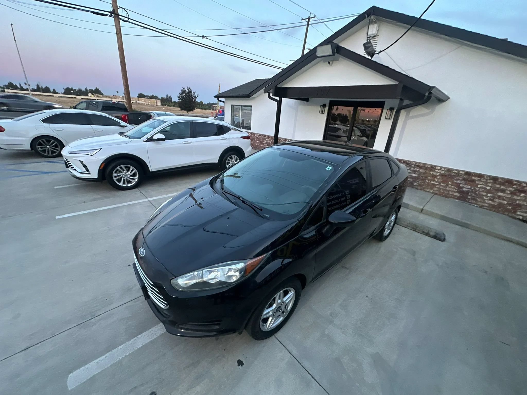 Used 2018 Ford Fiesta SE FWD image 17