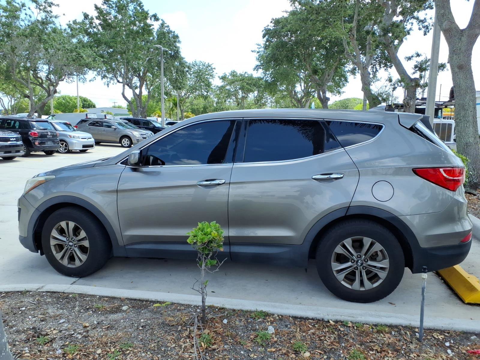 Used 2015 Hyundai Santa Fe Sport FWD image 7