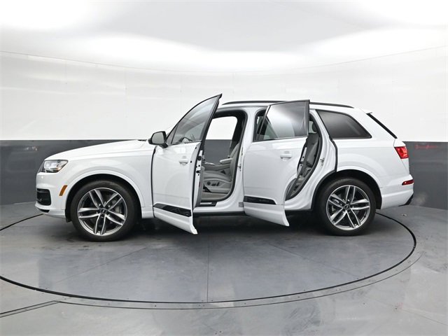 Used 2018 Audi Q7 3.0T Prestige image 31