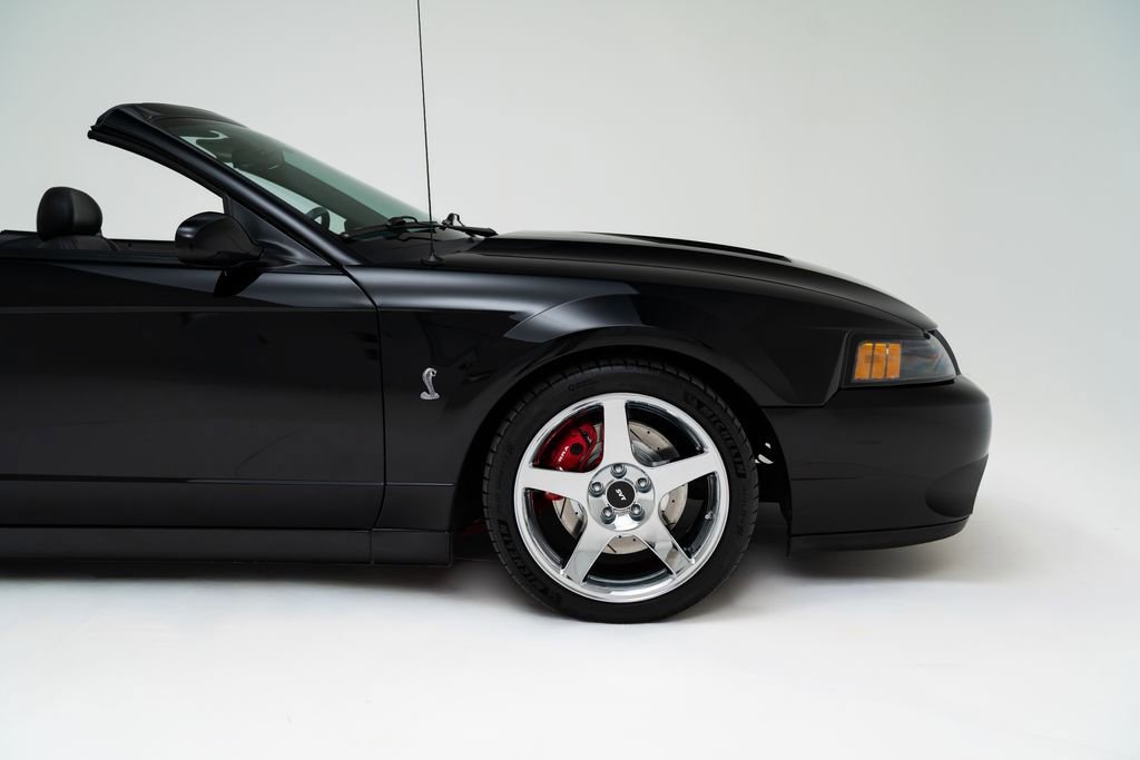 Used 2004 Ford Mustang Cobra RWD image 46