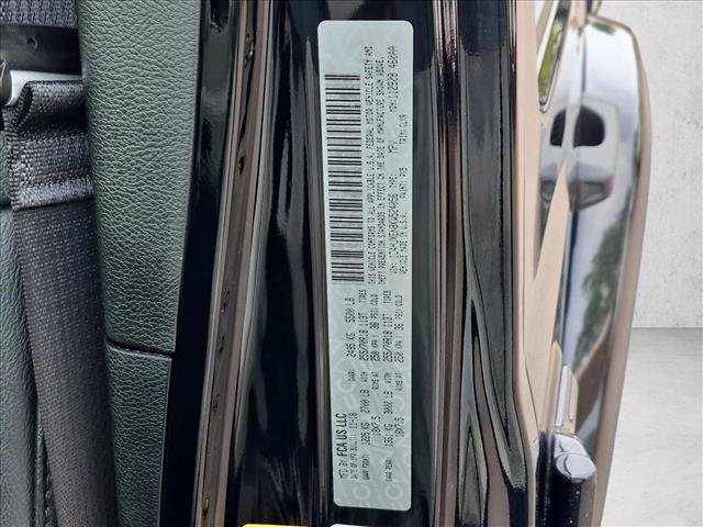Used 2019 Jeep Wrangler Unlimited Sahara AWD/4WD image 25