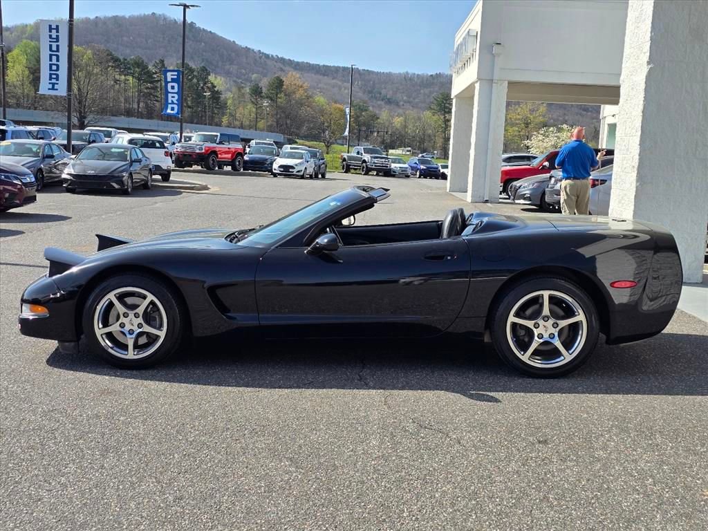 Used 2001 Chevrolet Corvette Convertible w/ Preferred Equipment Group2 image 24