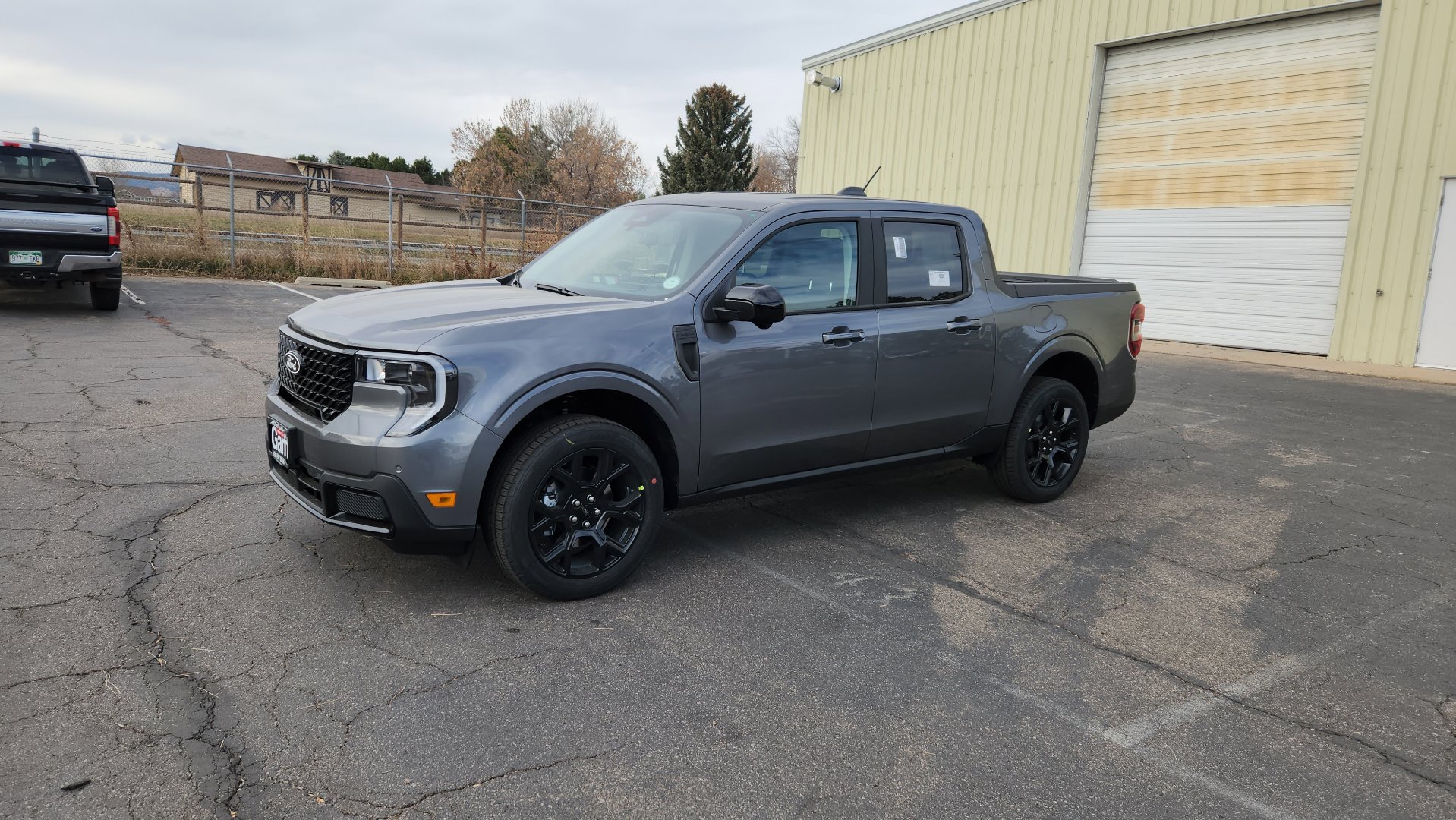 New 2025 Ford Maverick Lariat w/ Black Appearance Package image 3
