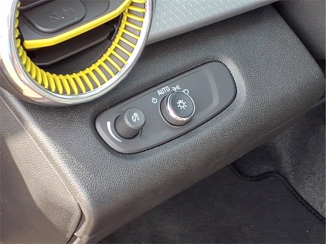 New 2026 Chevrolet Trax LT w/ Sunroof Package image 14