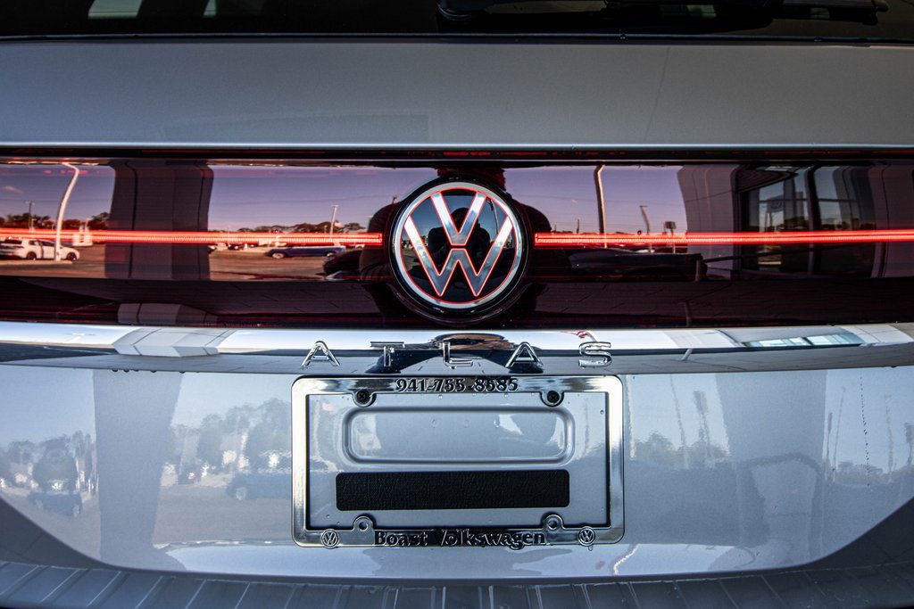 New 2026 Volkswagen Atlas SEL Premium R-Line image 16