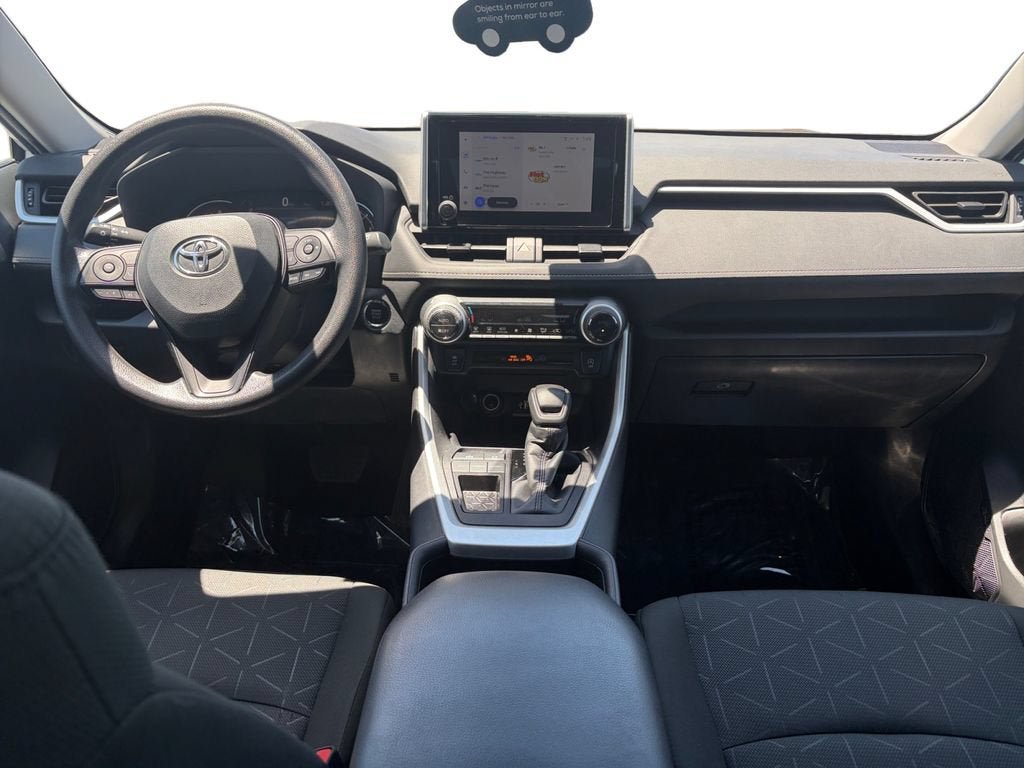 Used 2024 Toyota RAV4 XLE FWD image 12