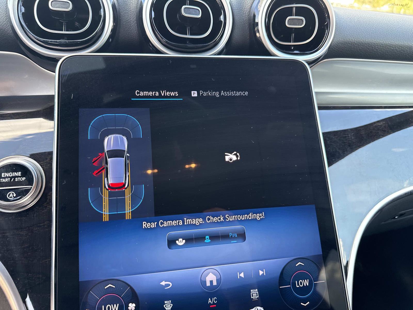 Used 2025 Mercedes-Benz GLC 300 image 26