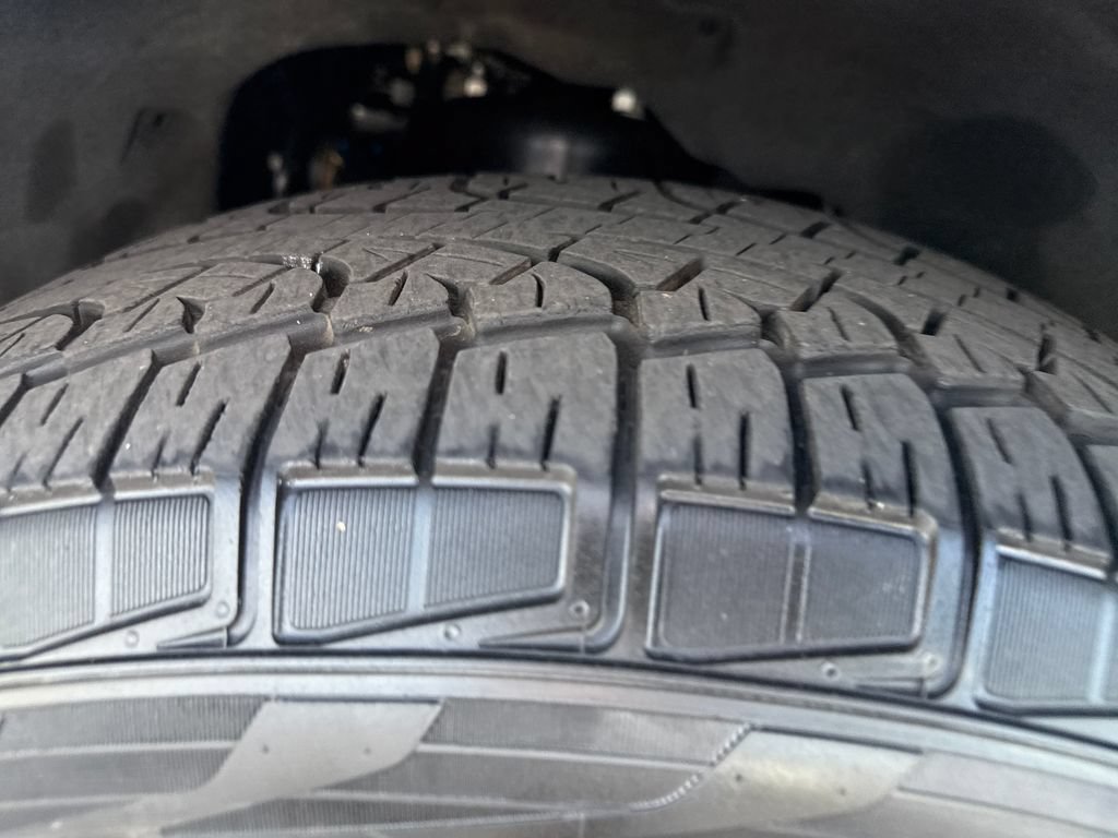 Used 2025 Ford Expedition Active AWD/4WD image 34