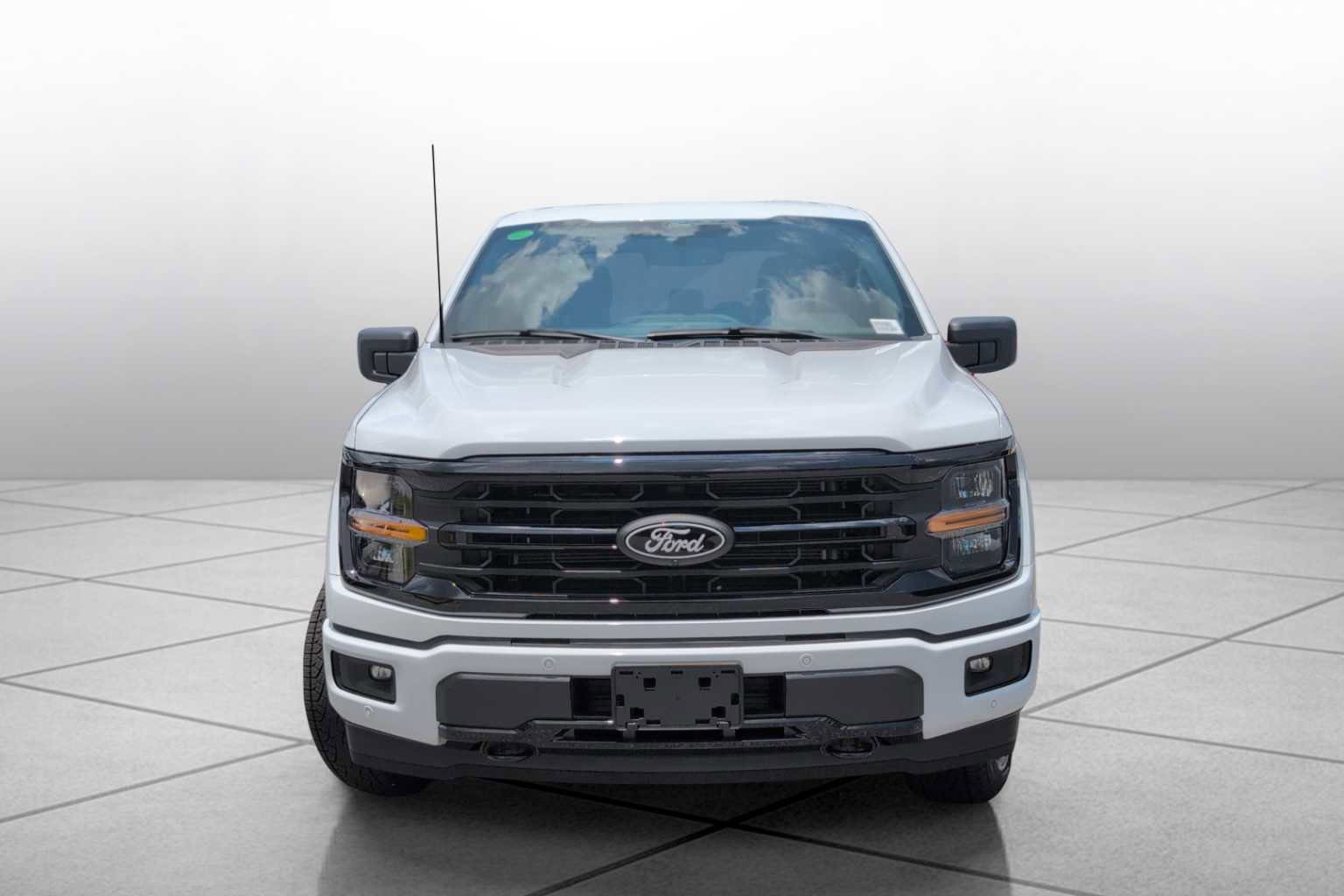 New 2025 Ford F150 XLT w/ Equipment Group 302A MID image 2