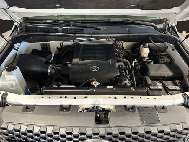 Used 2021 Toyota Tundra 4x4 CrewMax image 35