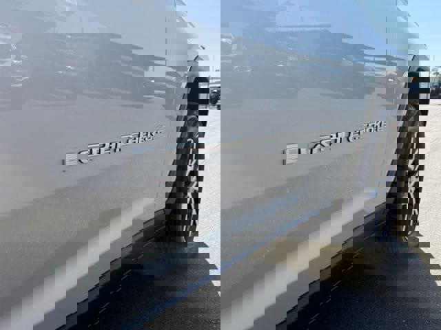 New 2025 Jeep Grand Cherokee L Limited w/ Trailer Tow Package image 9