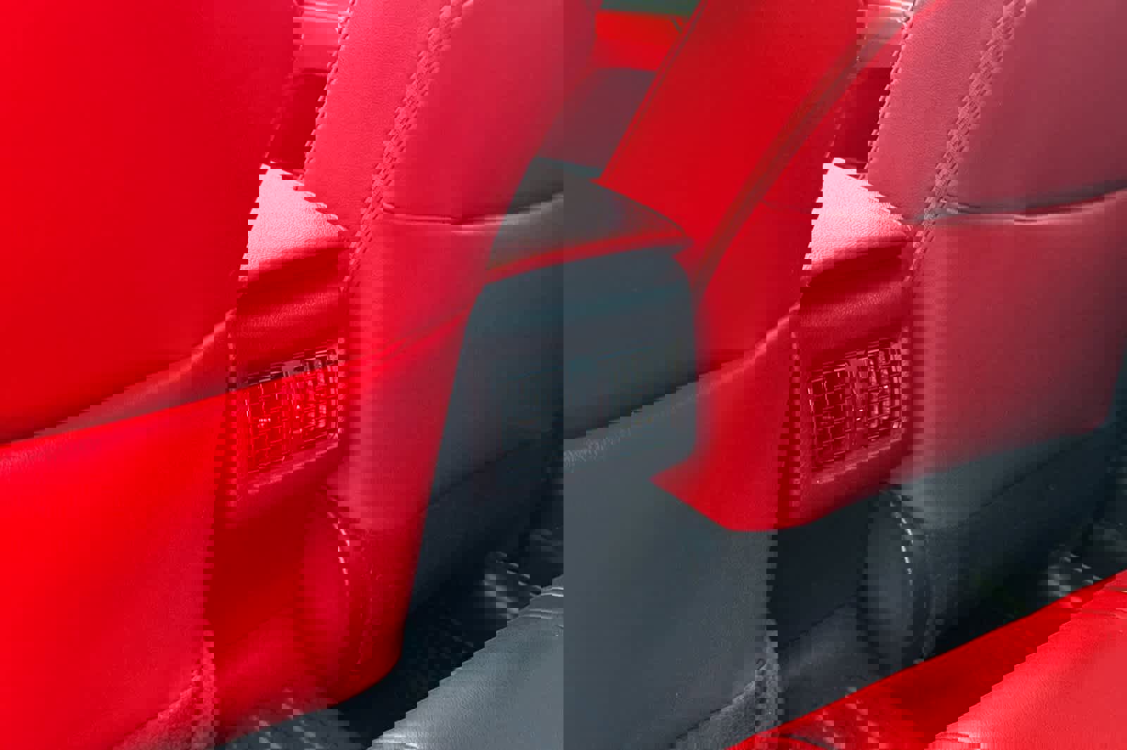 Used 2022 Toyota Camry XSE image 14