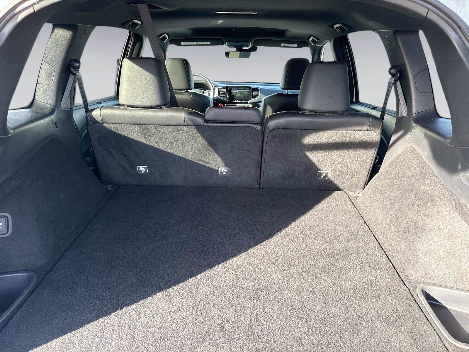 Certified 2025 Honda Passport Black Edition image 12