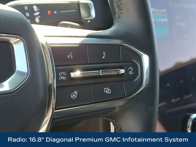 Used 2025 GMC Yukon Denali AWD/4WD image 8