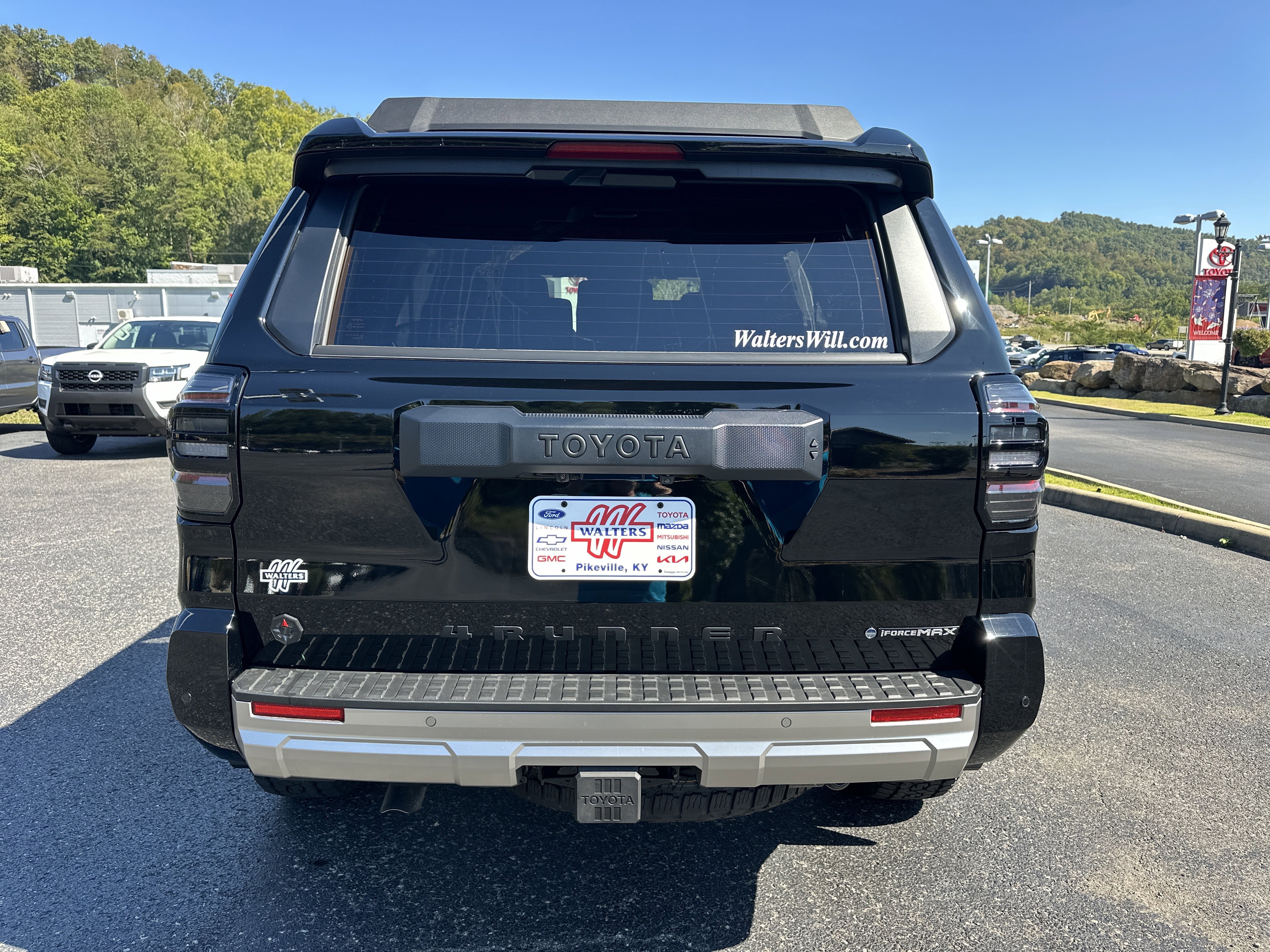 New 2025 Toyota 4Runner Trailhunter image 6