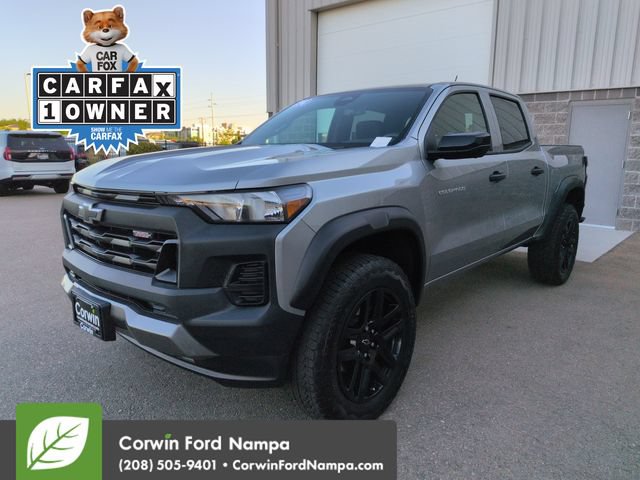 Used 2024 Chevrolet Colorado Trail Boss w/ Technology Package AWD/4WD image 7