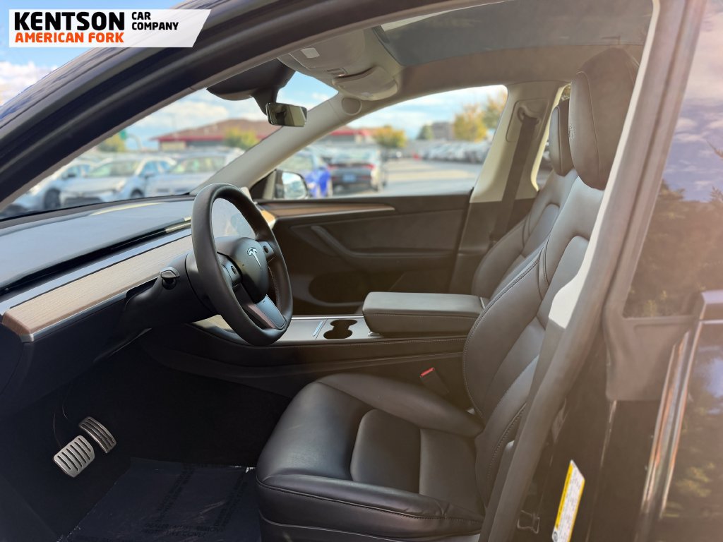 Used 2023 Tesla Model Y Performance AWD/4WD image 25
