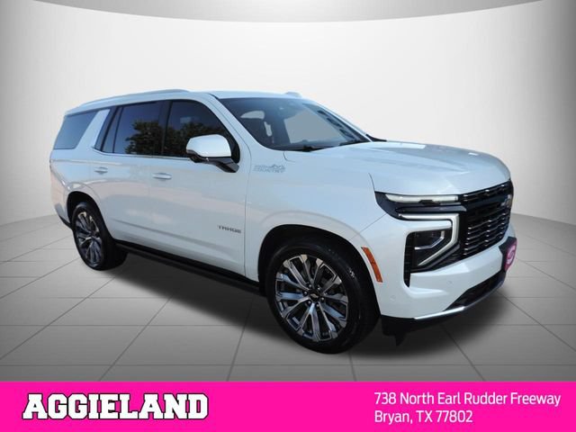 Used 2025 Chevrolet Tahoe High Country AWD/4WD image 3